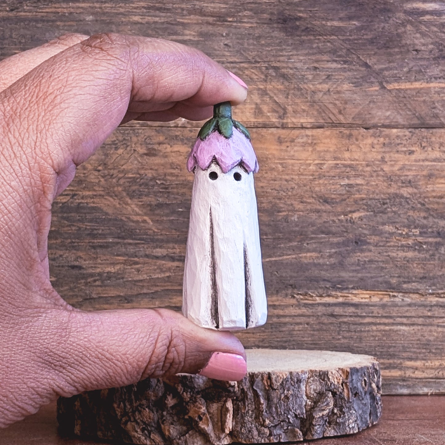 Ghost with purple tulip hat