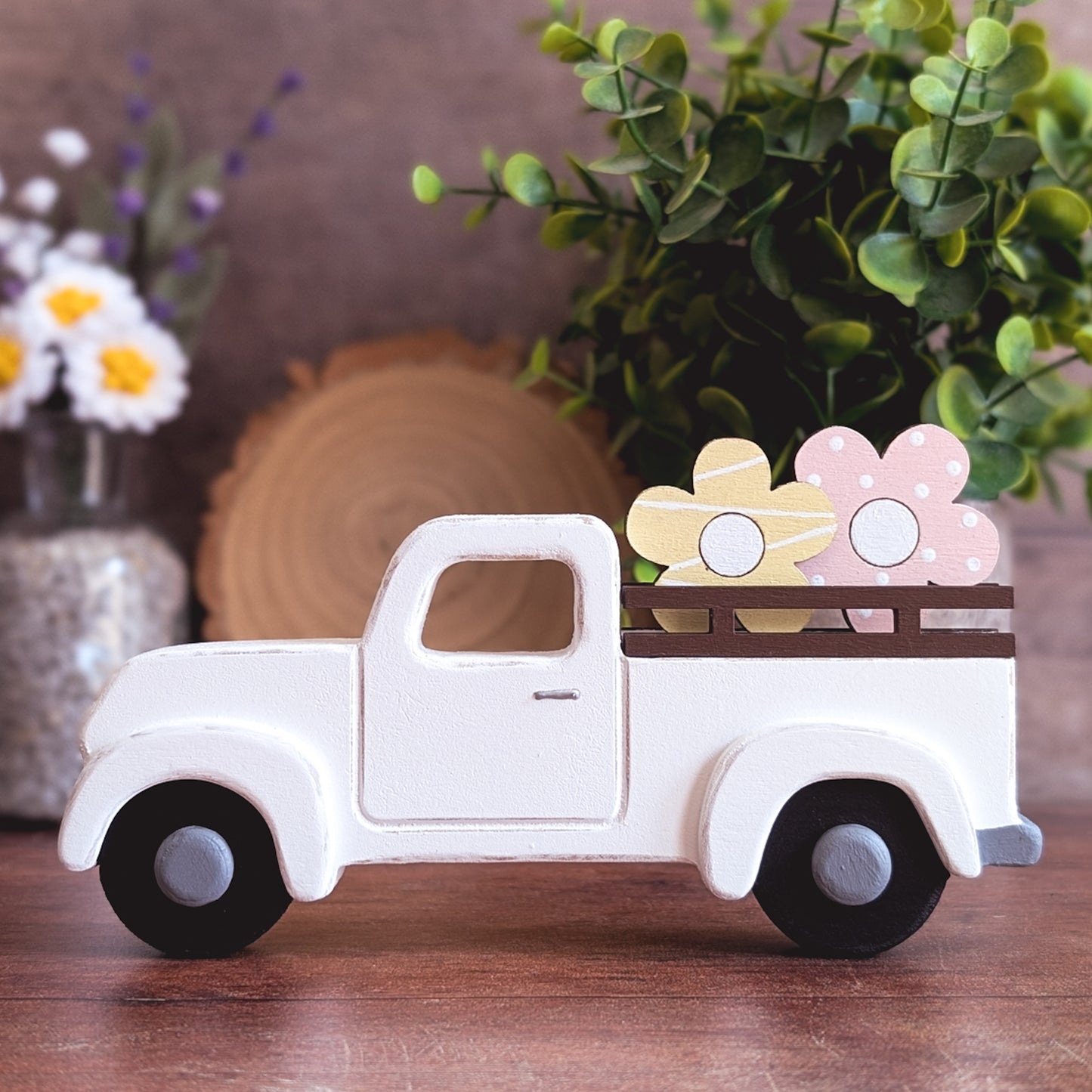 Interchangeable truck with 10 inserts