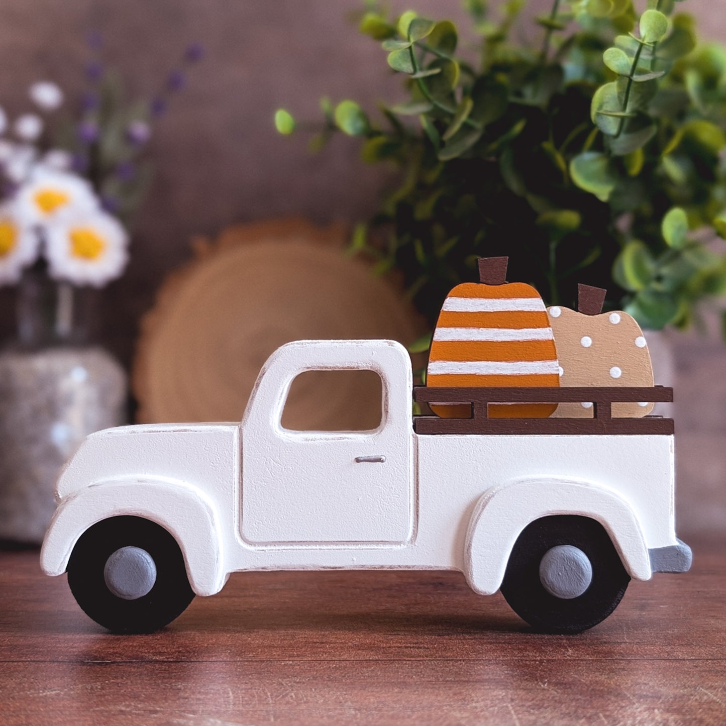 Interchangeable truck with 10 inserts