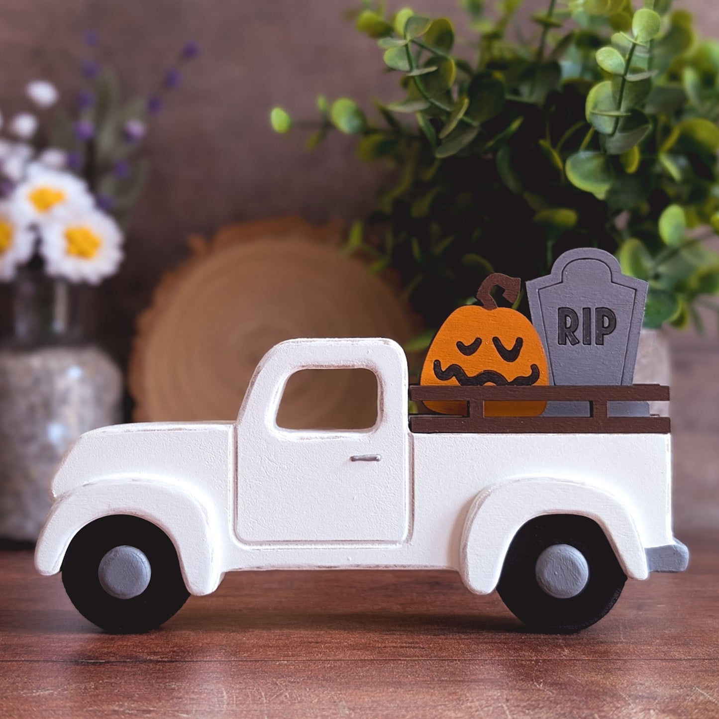 Interchangeable truck with 10 inserts