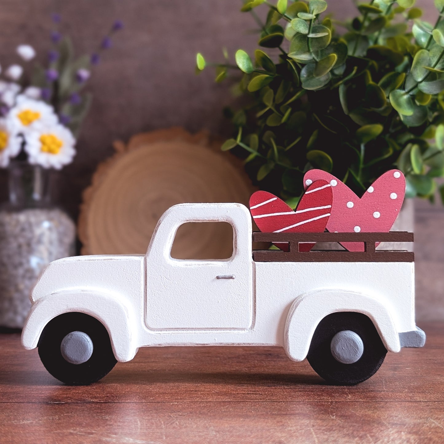 Interchangeable truck with 10 inserts