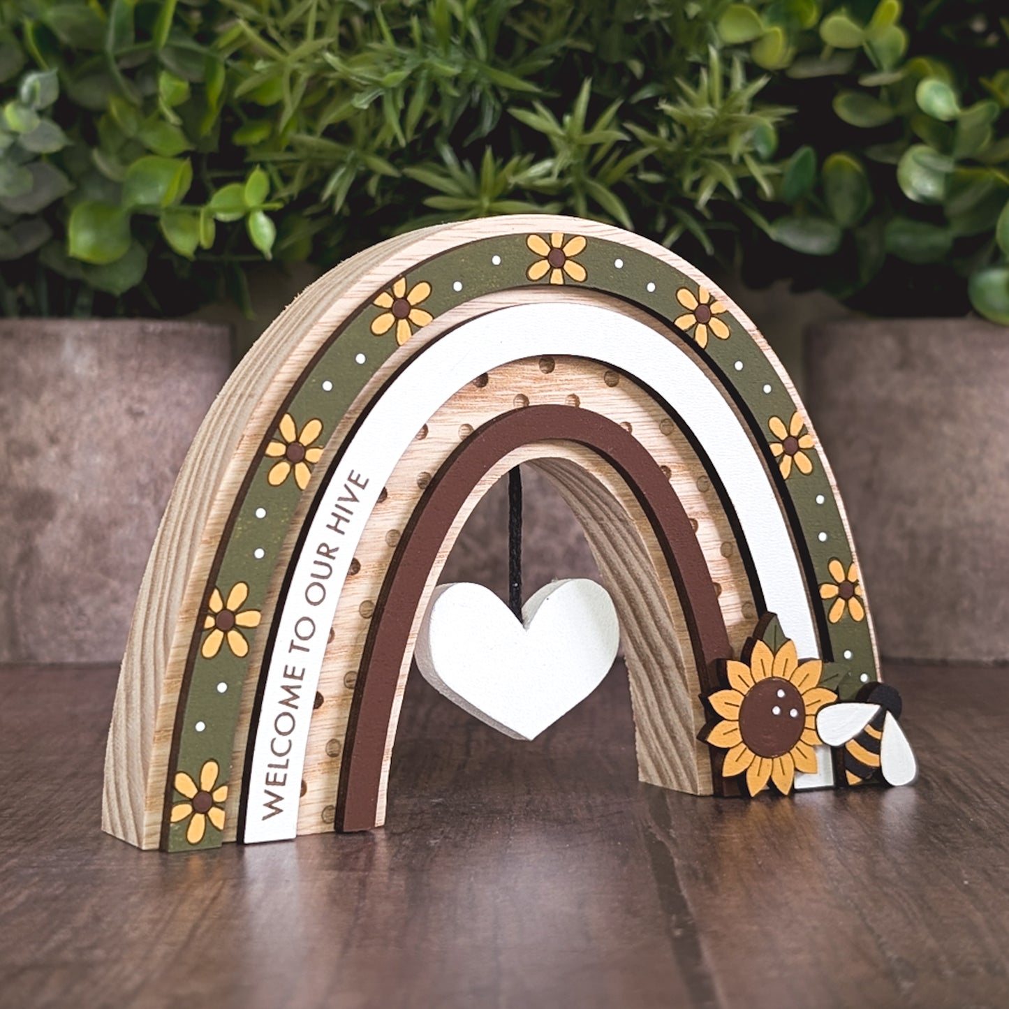 Personalised bee rainbow
