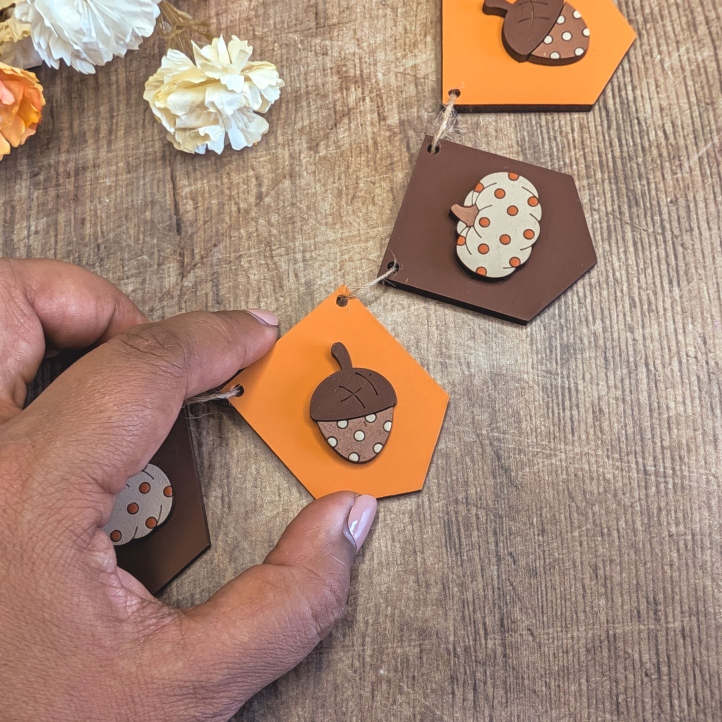 Mini autumn bunting