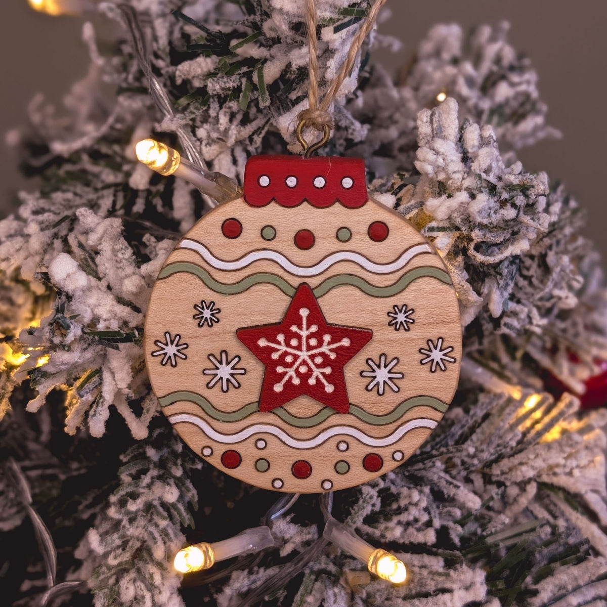Christmas bauble hanging decoration