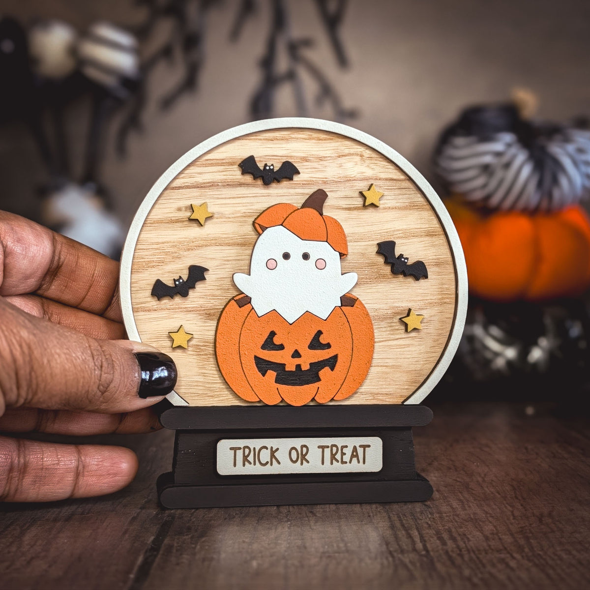 Halloween snow globe