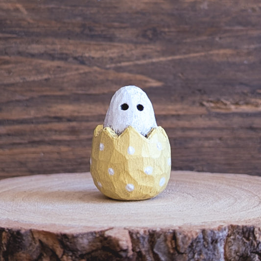 Yellow ghost hatchling 2