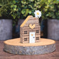 Mini house with daisy