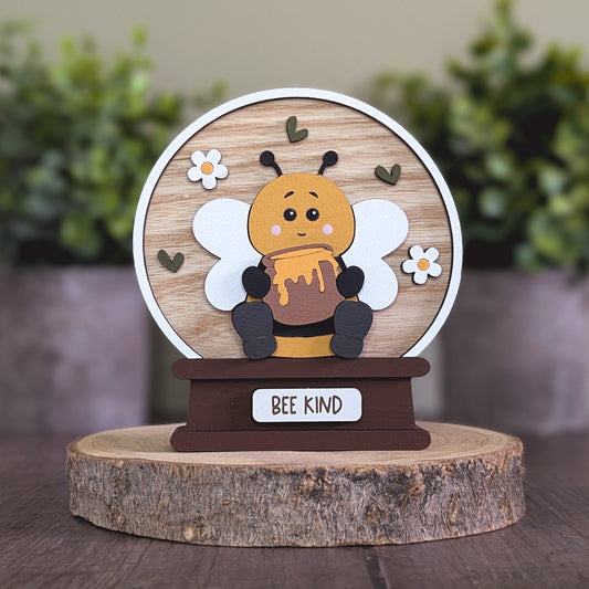 Bee snow globe