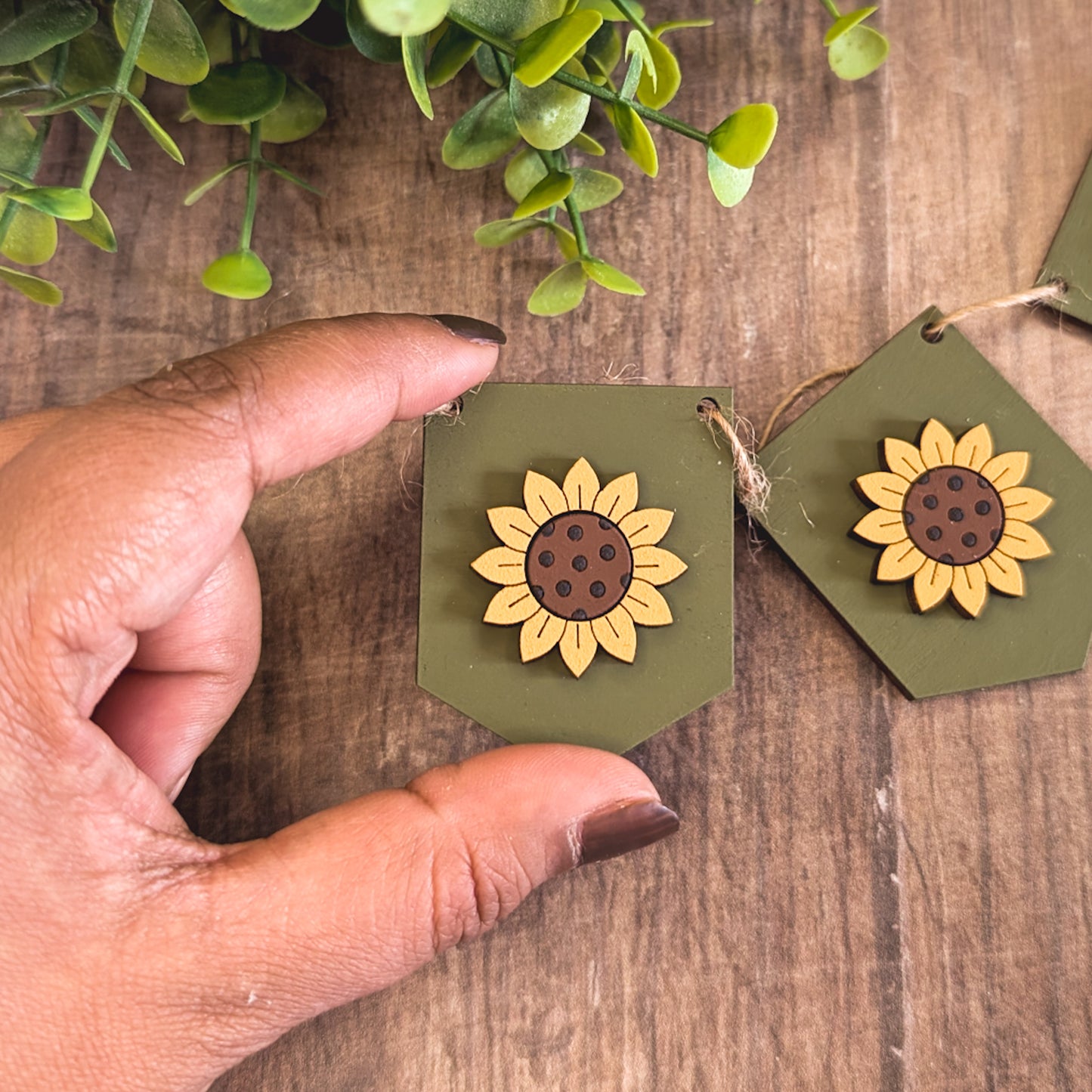 Mini sunflower bunting
