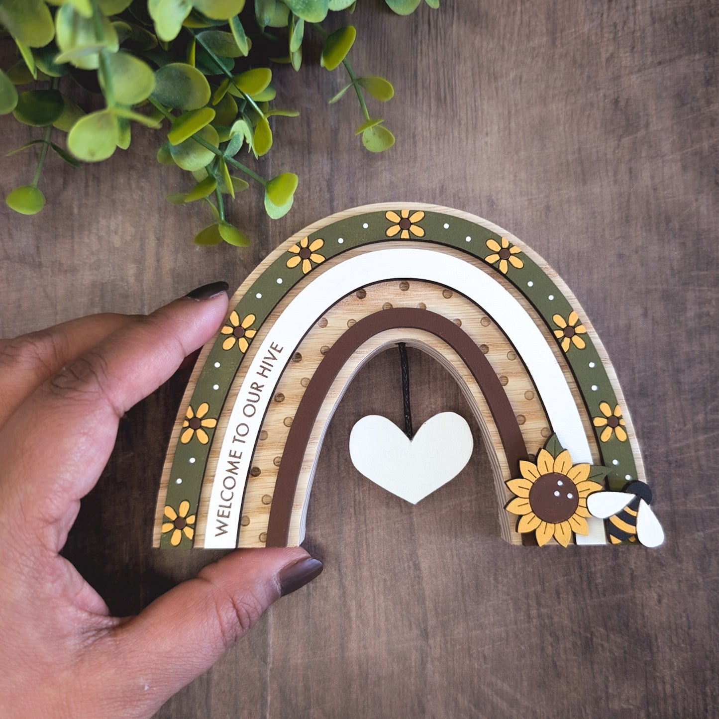 Personalised bee rainbow