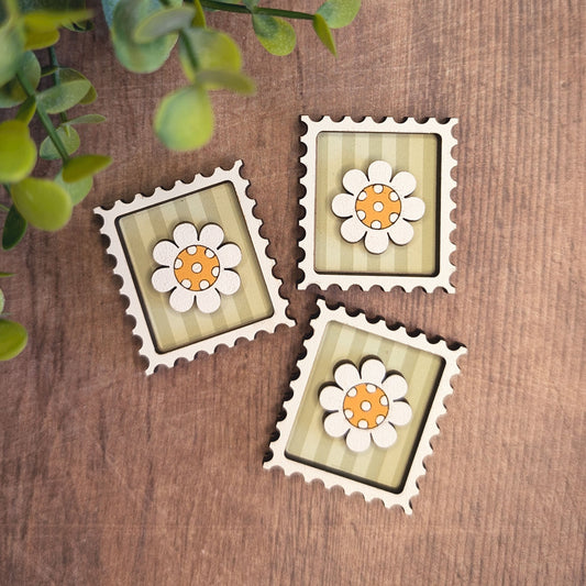Mini postage stamp - daisy