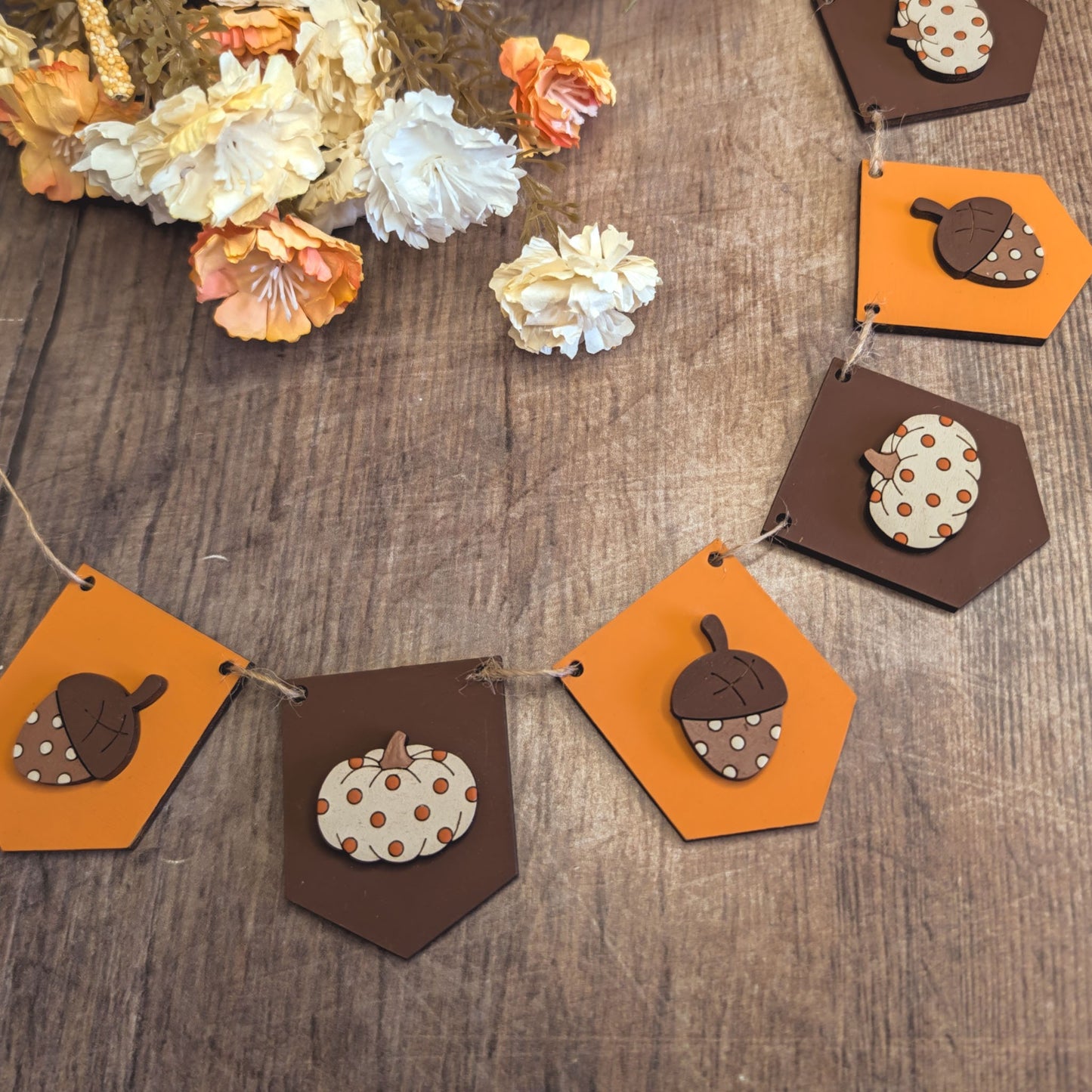 Mini autumn bunting