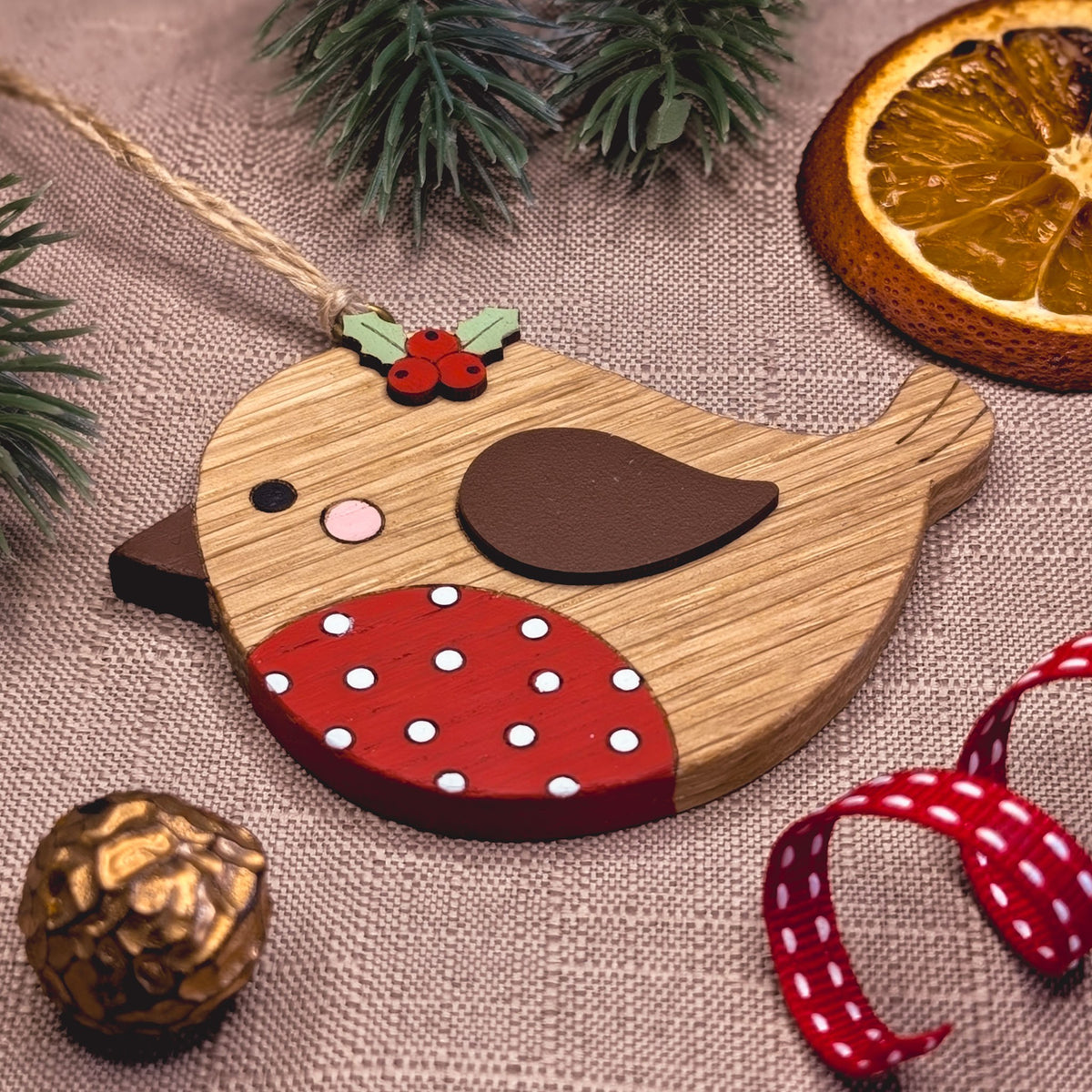 Robin hanging decoration
