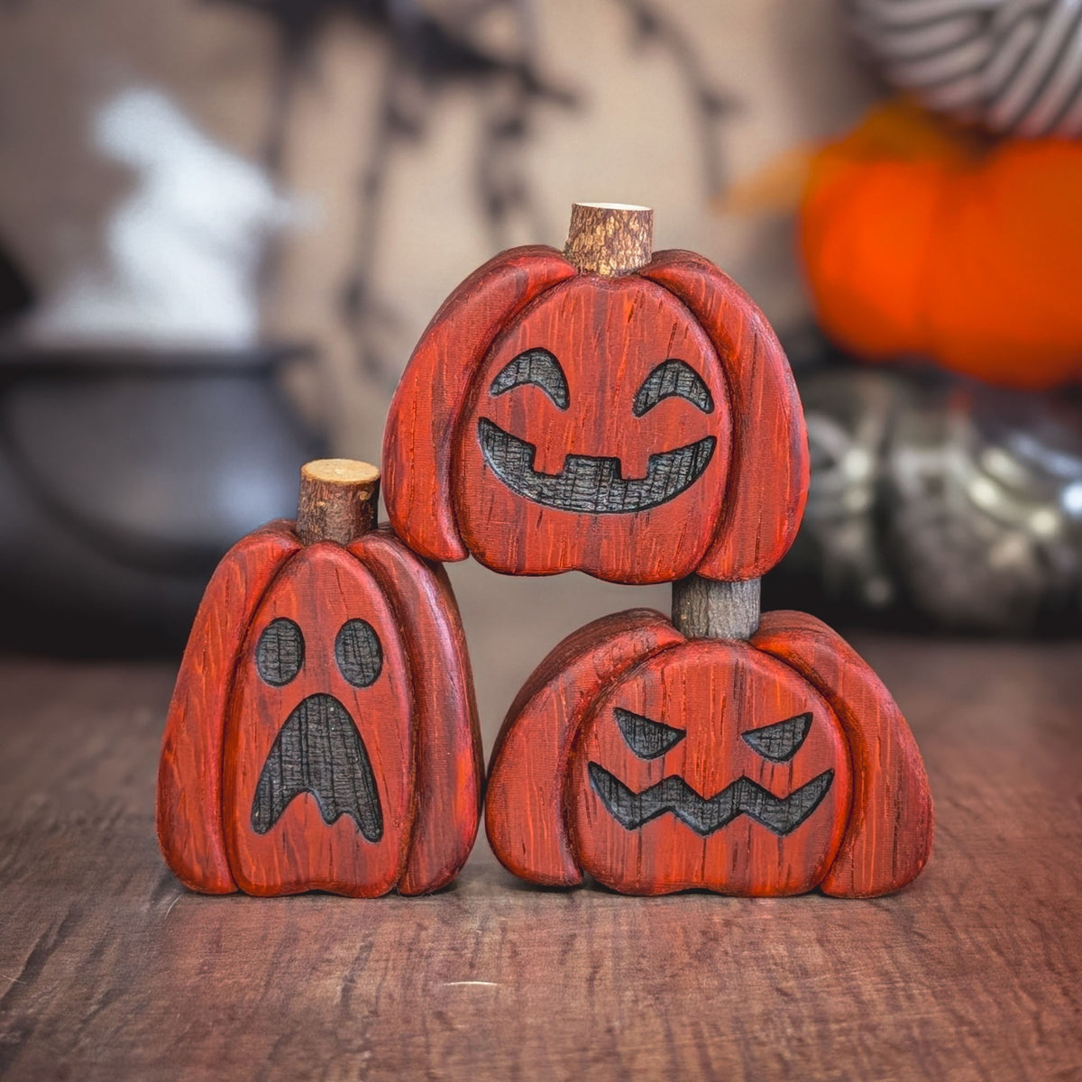Mini padauk wood pumpkin