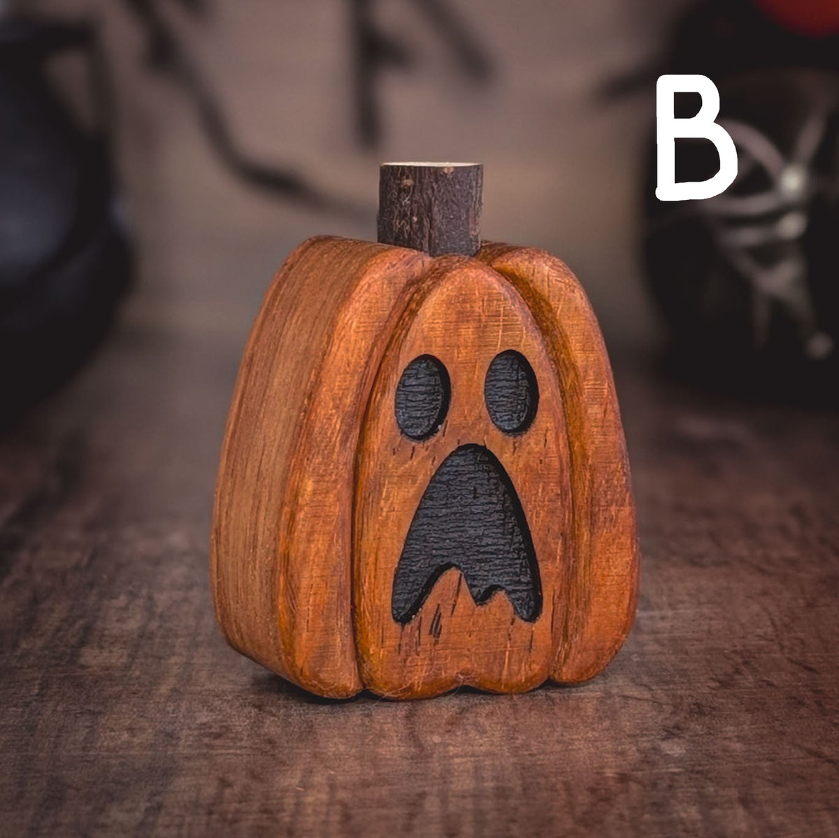 Mini kiaat wood pumpkin