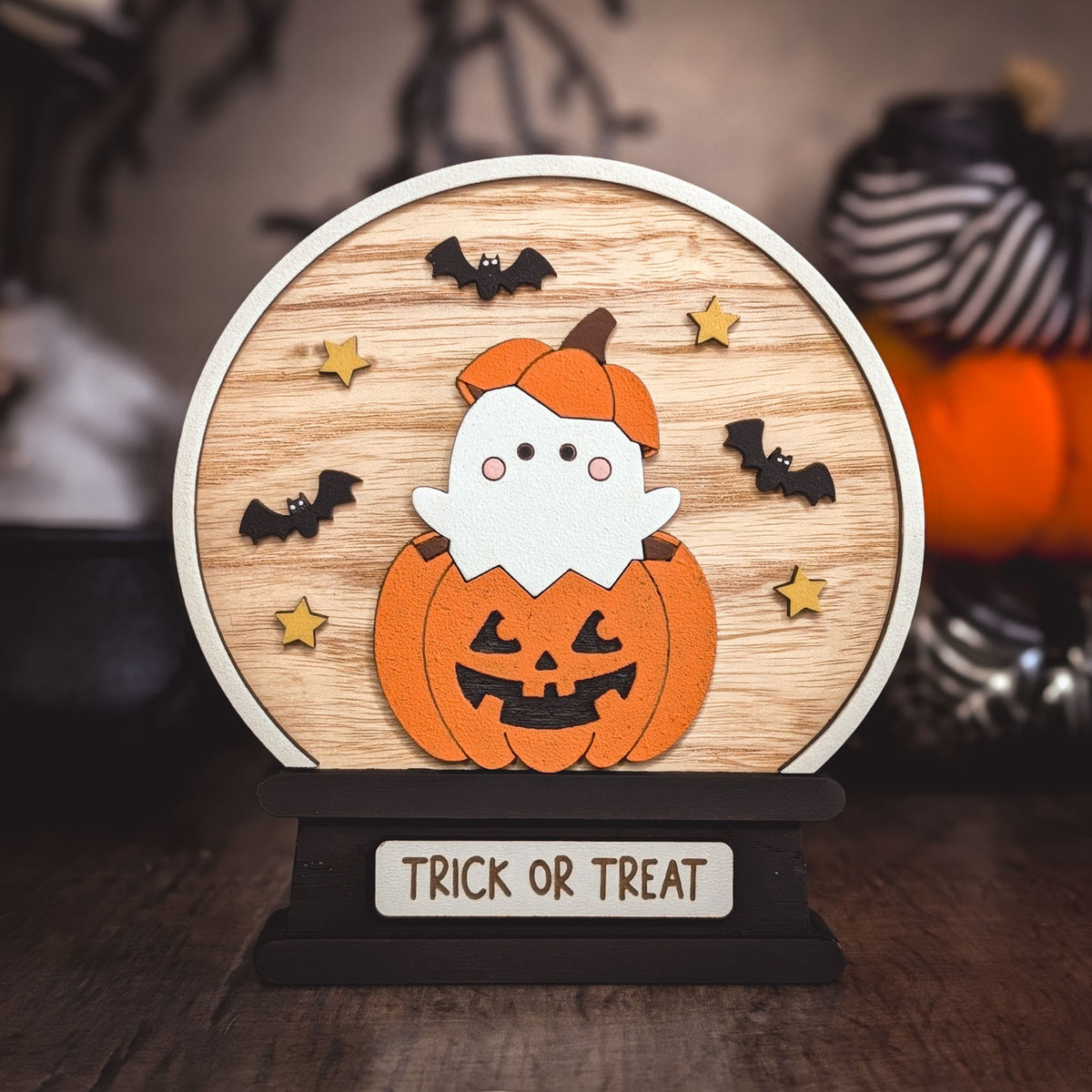 Halloween snow globe